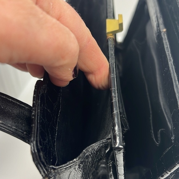 Large Structured Crocodile Shoulder Hand Bag - Picture 11 of 16